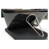 AOC 16-Inch Ultra Slim 1366x768 Res 200 cd/m2 Brightness USB 3.0-Powered Portable LED Monitor