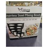 Wildone Mixing Bowls with Airtight Lids, Stainless Steel Nesting Mixing Bowls Set of 5, with Non-slip Silicone Bottoms, Size 8, 5, 3, 2, 1.5 QT, Stackable Design, Great for Mixing and Prepping