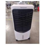 Honeywell TC09PEU Portable Evaporative Air Cooler, 2.4 Gallon  - Retail: $89