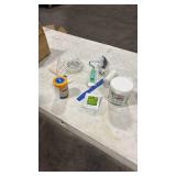 17oz White Tub and Tile Refinishing Kit with 8 Tools, Semi-Gloss Tub and Tile Paint for Bathroom, Low Odor Bathtub Refinishing Kit for Fiberglass, Kitchen, Shower, Sink - Retail: $0