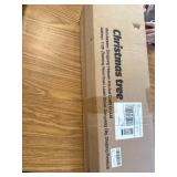 Christmas Tree 6ft, Artificial with 800 Branch Tips, Easy Assembly