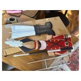 $73 2Pcs 6ft Metal Nutcracker Yard Sign Christmas Outdoor Decor