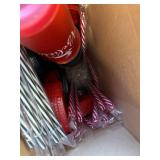 Tioncy 30 Pcs Christmas Plastic Cups with Lids and Straw, 25 Oz