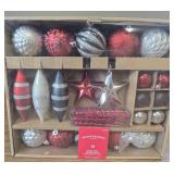 40ct Shatter Resistant Ornaments Set with Hooks