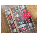 40ct Shatter Resistant Ornaments Set with Hooks