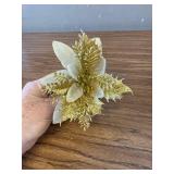 4pcs Christmas Napkin Rings Red Gold Flower Design Decor