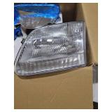 Headlights Assembly for 1997-2003 F150 / 1997-2002 Ford Expedition / 1998-1999 F250, Headlamp+Corner Parking Turn Signal Marker Light Does NOT fit models produced before July 1996