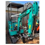 Unused H15r with 420 cc Gas Engine, 15" bucket, and nice controls