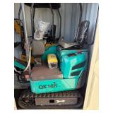 Unused QK16R with 15HP gas engine, Hydraulic Thumb