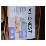 The Honest Company Clean Conscious Diapers for Delicate Skin, Up to 100percent Leakproof Hypoallergenic Fragrance-Free Baby Diapers, Girl Prints, Club Box, Size Newborn, 72 Count (Prints May Vary) - R