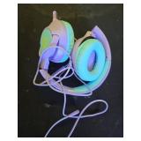 Kids Wired Headphones for School, 8594 dB Volume Limit, Wired Over Ear Headphones for Girls Kids with Microphone, Foldable Stereo Sound 3.5mm Wire Cord for Kindle Tablet Airplane Travel, Purple - Reta