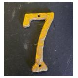 HILAZA House Number 7 for Outside, 5.5 Inch Cast Iron Metal Home House Address Numbers, Golden - Retail: $7