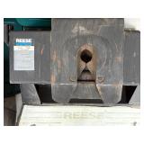 Reese 20K Fifth Wheel Hitch – Heavy-Duty Trailer Hitch Assembly - Retail: $850