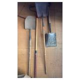 Traditional Long-Handle Garden Tool Set - Retail: $45