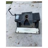 Reese 20K Fifth Wheel Hitch – Heavy-Duty Trailer Hitch Assembly - Retail: $850