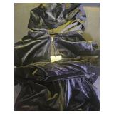 MOEENCN Women Sweatsuits Sets 3 Piece Outfits, Velvet Tracksuit Long Sleeve Hooded Zipper Jacket and Velvet Shorts Send Bra Black M - Retail: $40