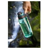 CamelBak Chute Mag BPA Free Water Bottle with Tritan Renew - Magnetic Cap Stows While Drinking, 32oz, Olive - Retail: $15