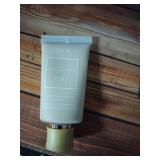 tarte Amazonian clay 16-hour Full Size coverage foundation  Matte Finish Foundation with Amazonian Clay and Vitamin E for Hydration and Smooth Looking Skin, Vegan and Cruelty Free - Retail: $42
