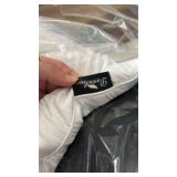 Beckham Hotel Collection Bed Pillow, Set of 1 - Retail: $60