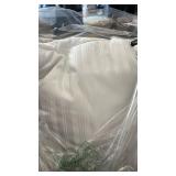 Beckham Hotel Collection Bed Pillow, Set of 1 - Retail: $60