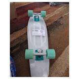 Retrospec Quip Mini Cruiser Skateboard 22.5\" Classic Retro Plastic Cruiser Complete Skateboard with ABEC 7 Bearings and PU Wheels Compact Board w/Grippy, Molded Waffle Deck - Retail: $36