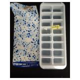 Kitchen Ice Cube Tray with Blue Floral Tea Towel Set - Retail: $6