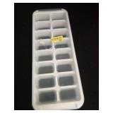 Kitchen Ice Cube Tray with Blue Floral Tea Towel Set - Retail: $6