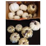 winemana 16 Pcs Golden and White Pumpkins Thanksgiving Pumpkin Decorations Assorted Sizes, Artificial Foam Harvest Autumn Decor, Fake Pumpkins Fall Decorations for Indoor Home Kitchen Table Mantle - R