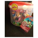 Mickey & Friends 6 Piece Bath Squirter Bucket Set. Bath Toys for Baby and Toddlers, Includes Organizer Bucket with Drainage to Store Your Bath time Water Toys. - Retail: $22