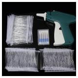 Clothes Price Label Tagging Gun, Labeler Clothing Tag Attacher with 1000(±50) White Barbs Fasteners and 5 Extra Steel Needles