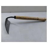 APPEARS NEW - TOYPOPOR Japanese Weeding Sickle Hoe, Gardening Tools, Weed Remover, Hand Weed Cutter, Kama Twisted Scythe with High Carbon Steel Blade for Cutting Grass, Soil loosening, harvesting, Dig