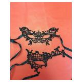 2 cloth masquerade masks