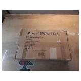 Elite Gourmet 7.5 Quart Triple Buffet Server Food Warmer Temperature Control  Clear Slotted Lids