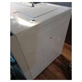 1.7 cu. ft. 1000-Watt Over the Range Microwave in White - Retail: $200