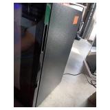 17.7 in.W Single Zone 130-Cans Freestanding/Built-in Beverage Refrigerator Cooler in Black, Reversible Door - Retail: $200