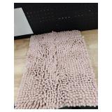 Small fuzzy bath mat pink 23x18 in -