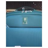 Travelpro WalkAbout 7 Medium Check-In Expandable Spinner- Retail: $160