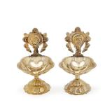 4our Faith Brass Shankh and Chakra Diya for Puja Aarti Shankha Chakra Villaku for Traditional Indian Festive Diwali Pooja Dia Home Temple Decoration Oil Wick Lamp Virgin Brass Metal  Pack of 2 (M) -