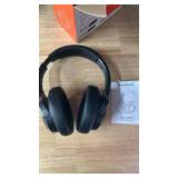 Berbes Wireless Headphones Model W-202A - Retail: $15