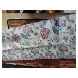 jinchan 2x3 Floral Rug for Entryway Washable Kitchen Rug Vintage Romance Design Small Mat Non Slip Indoor Doormat Lightweight Low-Profile Throw Carpet for Entrance Bathroom Laundry Room, RedBeige - Re