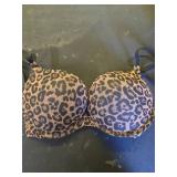 Smart and Sexy Womenfts Maximum Cleavage Underwire Push Up Bra Classic Leopard 34C - Retail: $14