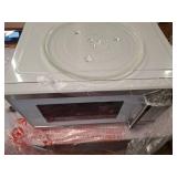 Hamilton Beach 1.1 Cu ft Countertop Microwave Oven  White and Stainless Steel