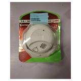 First Alert Alarm Combo DC RFID SMCO500V Clam Tray: Smoke & Carbon Monoxide Detector, Battery Included, 10-Year Warranty