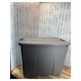 Sterilite 136 Qt./34 Gal. Latching Storage Bin - Gray