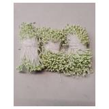HAHIYO 700Pcs 3mm Light Green Pearl Double Head Flower Stamen Pistil Hand-Made Artificial Flower Pistil para Flore Pearlized Floral Stamen Flower Pollen Stamen for Flower Making Scrapbook Decoration