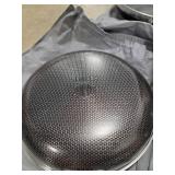 Hexclad Commercial 7 Piece Cookware Pan Set  Hybrid  Nonstick Tri-Ply  Stainless Steel - Retail $520
