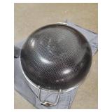 HexClad 14 Inch Hybrid Stainless Steel Wok  Nonstick - Retail $228