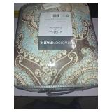 Madison Park King/Cal King Geneva 6-Piece Printed Quilt Set with Throw Pillows  Brown