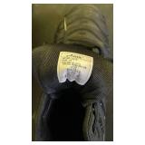 Arisic SS75 Black Tennis Shoes Size E44 - Retail: $45