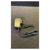 Power adapter 100 to 240 V -